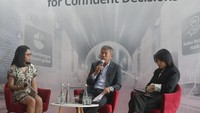 Diskusi ini membahas bagaimana di tengah kompleksitas dunia finansial, DBS Treasures menghadirkan strategi untuk mengoptimalkan kekayaan secara cepat dan akurat yang mencakup insights dan solusi yang dianalisis khusus untuk nasabah. 