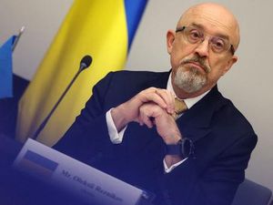Profil Oleksiy Reznikov, Menhan Ukraina yang Dicopot Zelensky