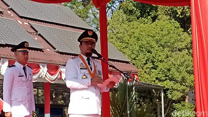 Gubernur Sulsel Andi Sudirman Sulaiman.