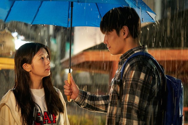 Jung So Min dan Kang Ha Neul menampilkan chemistry-nya dalam film 30 Days. Film komedi romantis itu menampilkan keduanya sebagai pasangan suami istri. Foto: dok. Mindmark