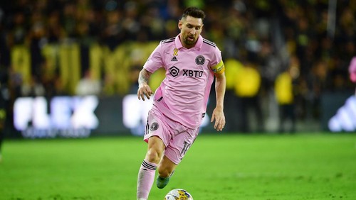 Sep 3, 2023; Los Angeles, California, USA; Inter Miami forward Lionel Messi (10) moves the ball against Los Angeles FC during the second half at BMO Stadium. Mandatory Credit: Gary A. Vasquez-USA TODAY Sports