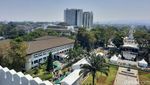 Menikmati Sisi Lain Bandung dari Puncak Gedung Sate