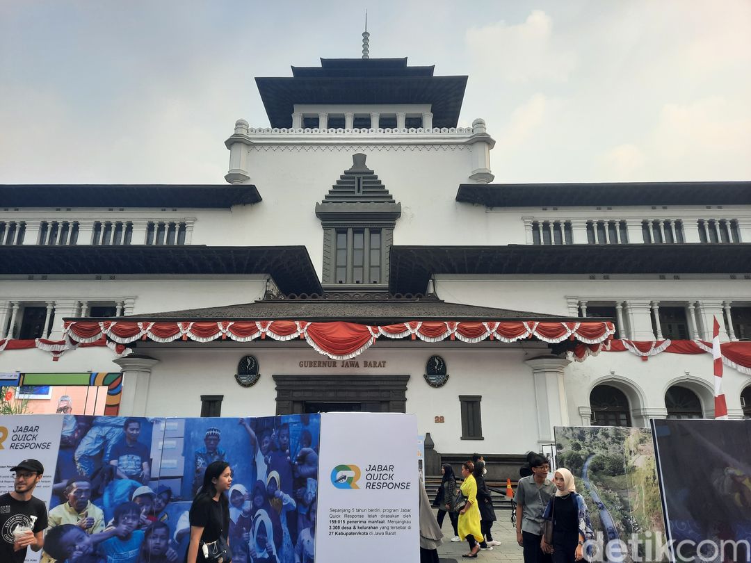 Pemandangan Bandung dari Gedung Sate