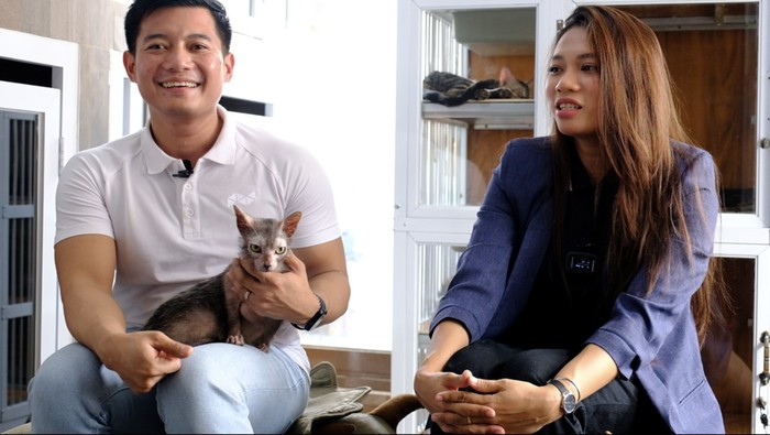 Pemiliki Marco Cattrey, Dharmawijaya, peternak kucing ras langka.
