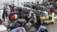 Hal itu dilakukan dalam upaya meningkatkan minat pembelian kendaraan listrik.