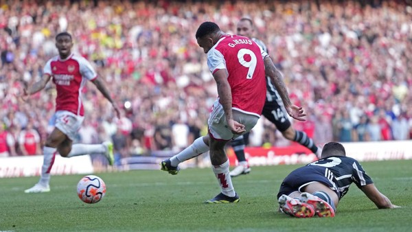 Momen Kemenangan Dramatis Arsenal Atas MU di Emirates Stadium