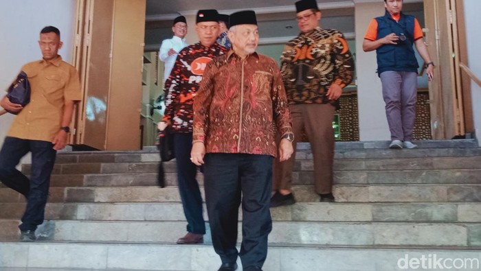 Presiden PKS, Ahmad Syaikhu usai silaturahmi ke PD Muhammadiyah Klaten, Senin (4/9/2023).