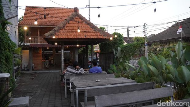 Siku Kopi, Urban Vintage Coffee Shop di Tengah Kota Denpasar
