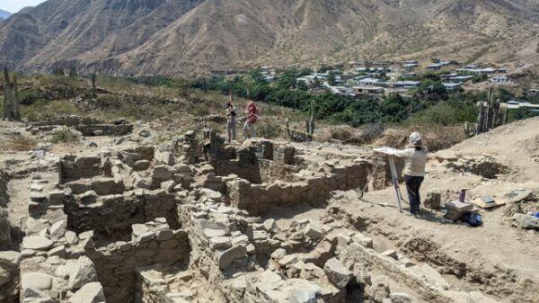 Situs arkeologi Suku Wari di Peru
