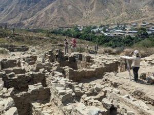 Arkeolog Temukan Situs Pemakaman Kuno di Peru, Berasal dari Era 800-1.000 M