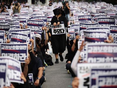 Demo di Korsel Buntut Guru SD Bunuh Diri Karena Ditindas