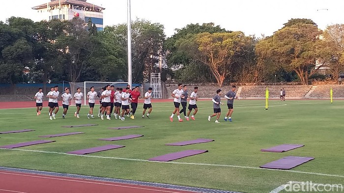 Timnas Indonesia U-23 gelar latihan di Stadion Sriwedari Solo, Senin (4/9/2023).