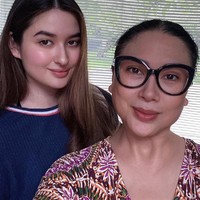 Ibu empat anak ini membeberkan alasan kenapa memutuskan menjalani prosedur bedah hingga ke Korea Selatan. Foto: Instagram/@ti2dj