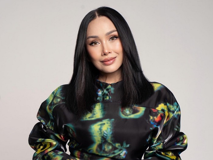 Titi DJ sebelum dan setelah operasi plastik