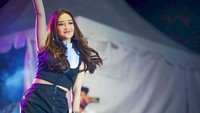 Belum lama ini, Veni Nur merilis single baru bertajuk Aku Mau Jadi Orang Kaya. (Foto: dok Instagram)