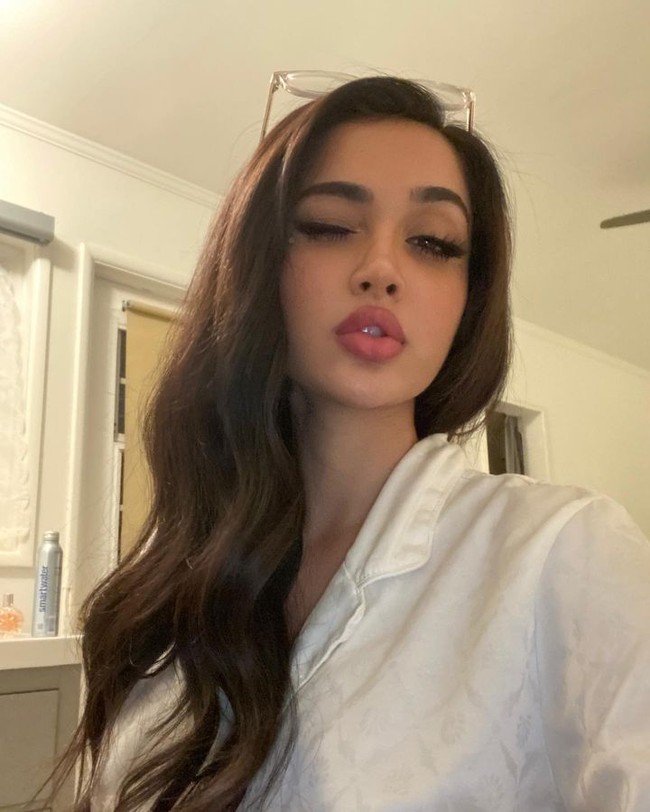 Energi dan suasana dalam apartemen itu sangat buruk aku benar-benar harus membatalkan sewa dan membayar $ 3.000 (Rp 45 jutaan) untuk keluar dari sana, kata Vixenesha. Foto: Instagram Vixenesha