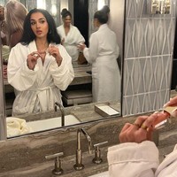 Memang benar Hollywood adalah tempat bermain setan. Dan aku pernah tinggal di Hollywood jadi aku bisa bilang begitu. Aku tinggal di jalan Hollywood Boulevard. Aku tidak tahu mengapa tidak ada yang melarangku pindah ke sana tapi aku melakukannya yang mana itu kesalahan besar, ungkapnya di video. Foto: Instagram Vixenesha