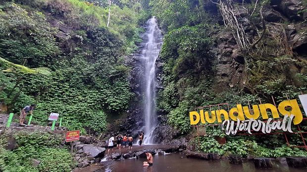 Air Terjun Dlundung Mojokerto.
