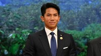Di antara deretan pemimpin negara Asia Tenggara yang datang, pesona Pangeran Abdul Mateen, putra dari Sultan Brunei Darussalam Hassanal Bolkiah, mencuri perhatian. Ya, pangeran Mateen memang sering mendampingi ayahnya dalam pertemuan internasional. (via Reuters/Pool)