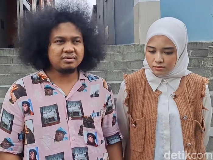 Babe Cabita dan Istri.