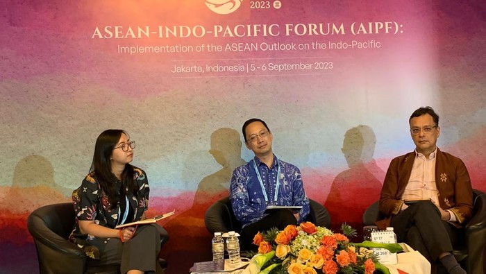 Deputi Bidang Pariwisata dan Ekonomi Kreatif Kementerian Koordinator Bidang Kemaritiman dan Investasi Odo Manuhutu.