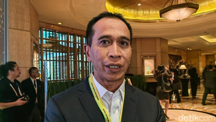 Direktur Keuangan Mining Industry Indonesia (MIND ID) Akhmad Fazri