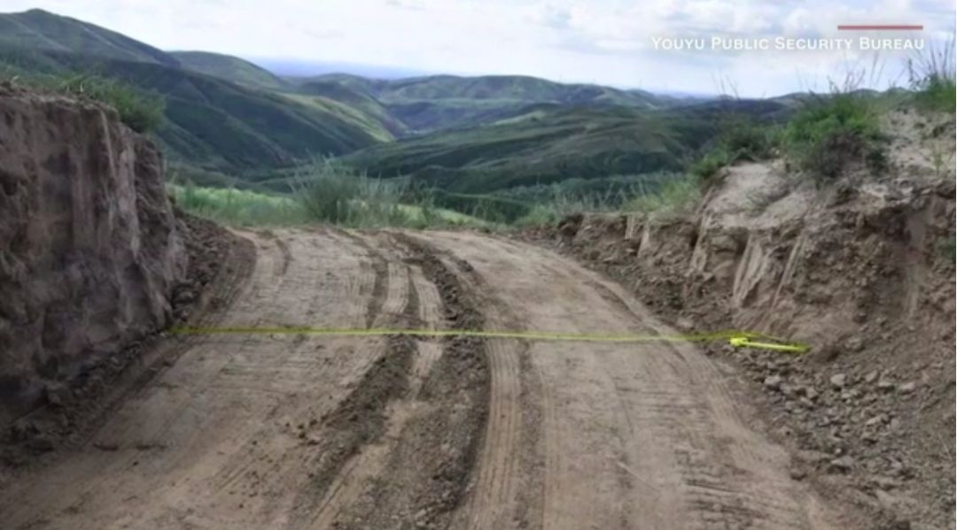 Dua warga China gali Great Wall China untuk jalan pintas ekskavator