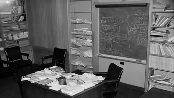 Inilah penampakan meja Albert Einstein pada hari kematiannya Foto: Buzzfeed