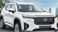 Secara tampilan, Honda Elevate memiliki tampang elegan dengan grille besar dan desain yang tidak terlalu agresif. Sepintas desainnya mirip dengan Honda BR-V yang dijual di Indonesia. Mobil ini sudah menggunakan lampu depan proyektor full LED, DRL LED, lampu sein LED, lampu belakang LED, serta velg 17 inci dengan aksen dual tone. Foto: Dok. Honda Car India