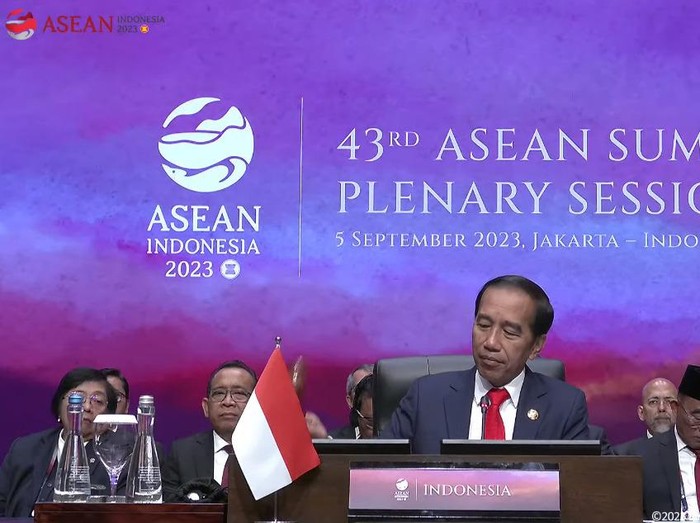 Jokowi buka KTT ASEAN (YouTube Sekretariat Presiden)