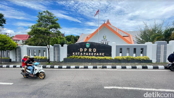 Kantor DPRD Parepare.