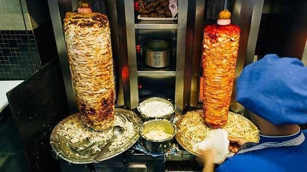 Tragis! Bocah 4 Tahun Tewas Gegara Keracunan Shawarma