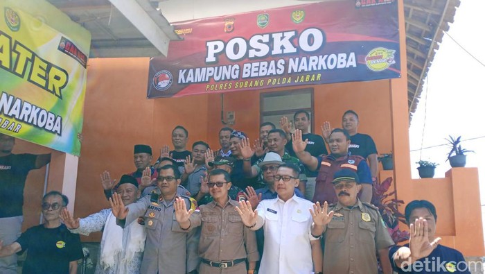 Launcing kampung bebas narkoba di Desa Ciater, Subang.