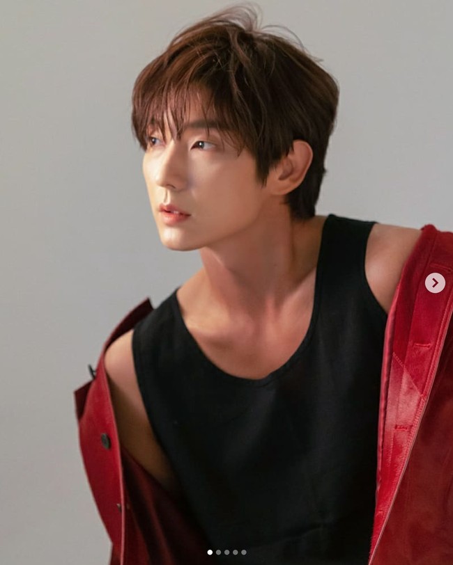 Aktor 41 tahun itu beralih makan tofu atau tahu jepang sebagai makanan utamanya.Foto: dok. Instagram @actor_jg