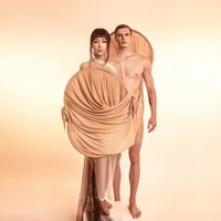 Di look kedua Lucinta dan Alan tampil serba coklat dengan tema adem ayem. KONSEPNYA ADEM AYEM.. tulis Rio dalam keterangan di unggahan Instagram pribadinya. Foto: Instagram/@riomotret