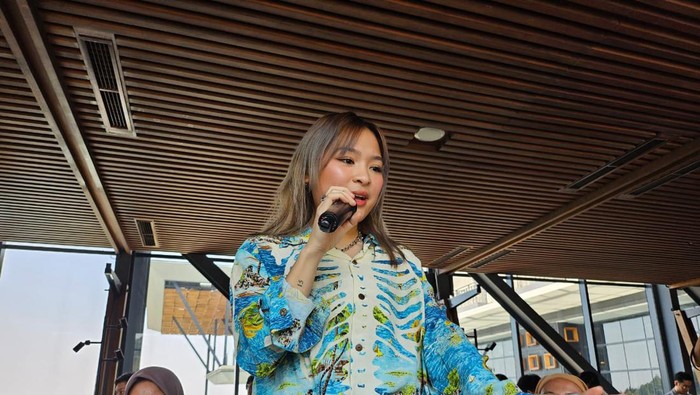 Lystia Novilda berhasil mendapatkan 35,5 juta likes di TikTok selama menjadi content creator di hampir dua tahun terakhir.