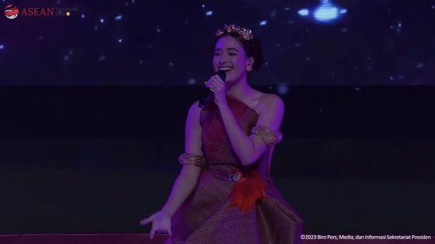 Mawar de Jongh tampil dalam Peresmian Pembukaan ASEAN Indo-Pacific Forum, Jakarta, 5 September 2023. (Tangkapan Layar Youtube Sekretariat Presiden)