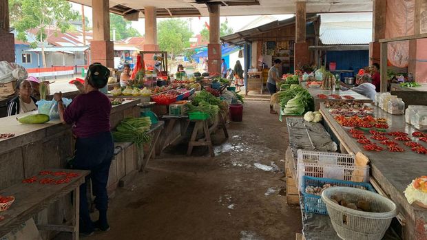 Pasar Larat Kabupaten Kepulauan Tanimbar, Maluku.(CNBC Indonesia/Maikel Jefriando)