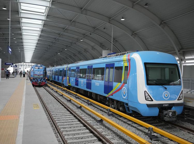 Penampakan Kereta Ringan Buatan China di Nigeria
