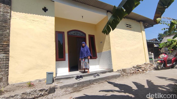 Penampakan rumah Wiwik tuntas direnovasi usai 7 tahun disiram kencing hingga tinja oleh Masriah