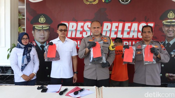 perampokan siswo smk di angkot pasuruan