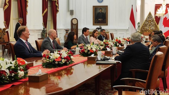 Pertemuan Presiden Jokowi dengan PM Kanada Justin Trudeau di Istana Merdeka