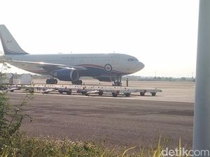 Penampakan Pesawat PM Kanada Justin Trudeau Parkir di Kertajati