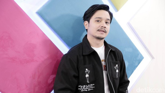 Derby Romero saat berkunjung ke kantor detikcom.