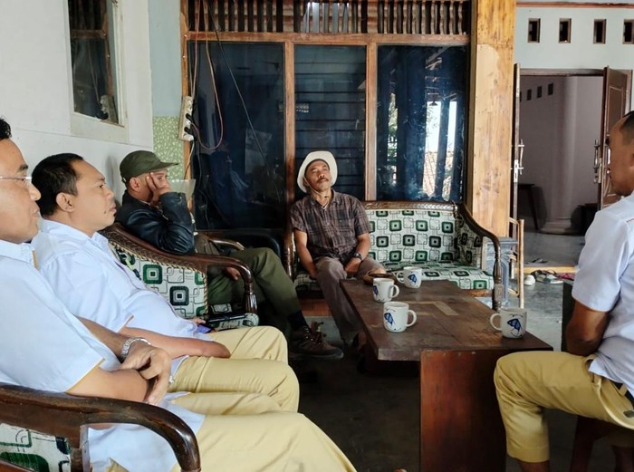 Pihak RS Cakra Husada Klaten bertemu dengan keluarga pasien di Desa Kemalang, Klaten. Foto diunggah pada Selasa (5/9/2023).