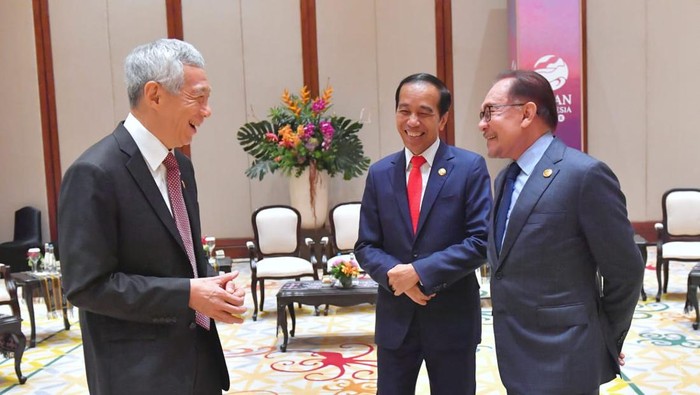 PM Singapura, Jokowi, dan Anwar Ibrahim (Agus Suparto/Fotografer Presiden Jokowi)