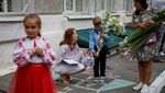 Potret Anak-anak Ukraina Kembali Sekolah di Tengah Perang