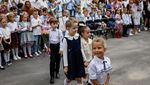 Potret Anak-anak Ukraina Kembali Sekolah di Tengah Perang