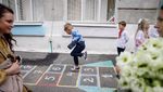 Potret Anak-anak Ukraina Kembali Sekolah di Tengah Perang