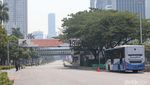 Potret Jalan Sudirman Kosong Pagi Ini